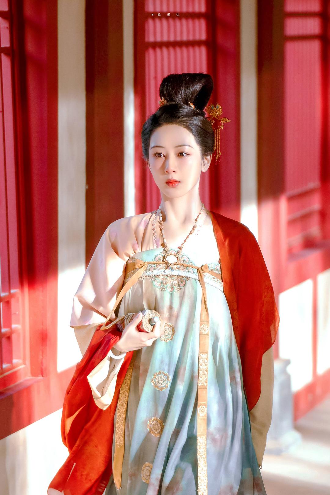 从国色芳华看自我拯救（国色芳华）剧评