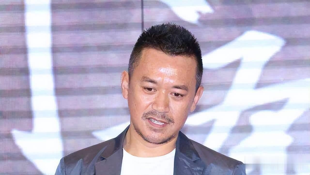 换演员、大幅删减都不重要，平原上的火焰创作方向就错了