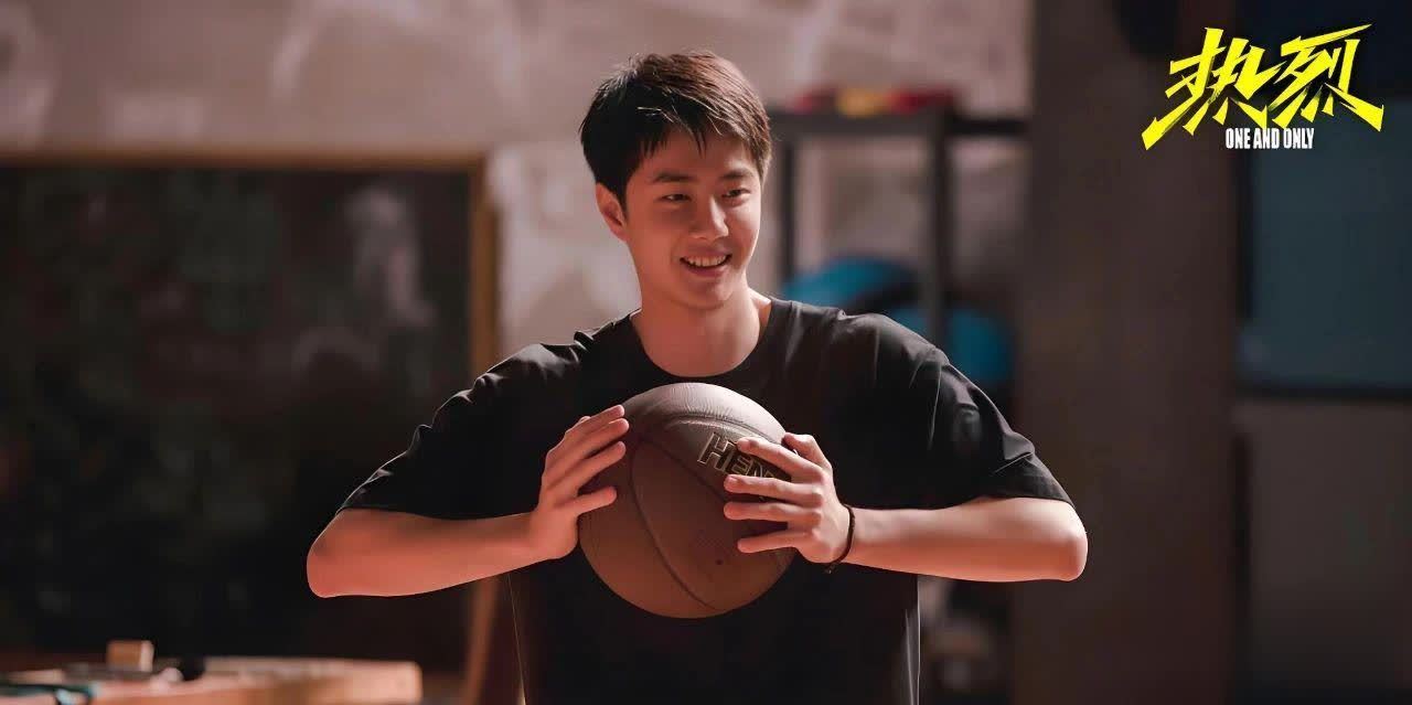 《热烈》重映：青春热血未凉，还是时代滤镜下的虚妄狂欢？