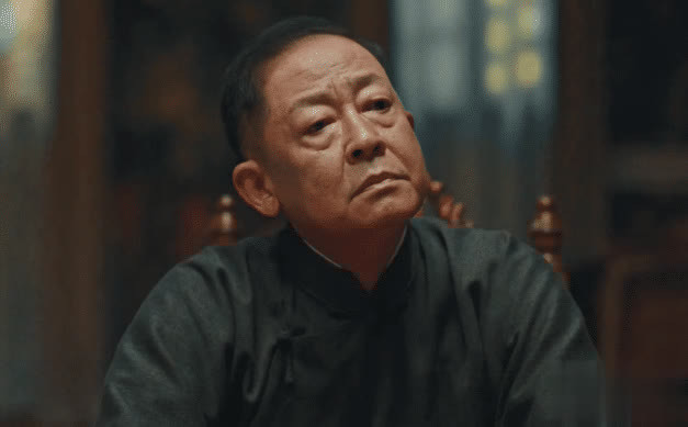 只要坚持正义，定能迎来属于自己的黎明时刻！