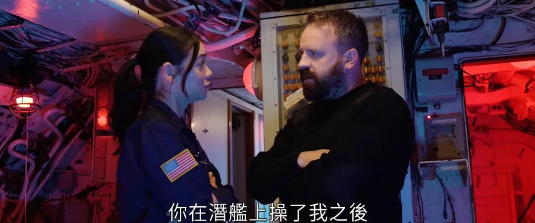 海底潜伏|故事还算精彩，奈何导演实在失败（海底潜伏）影评
