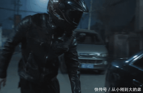 开播仅1天，就成飙升榜“扛把子”，包贝尔《老狗》凭啥这么生猛
