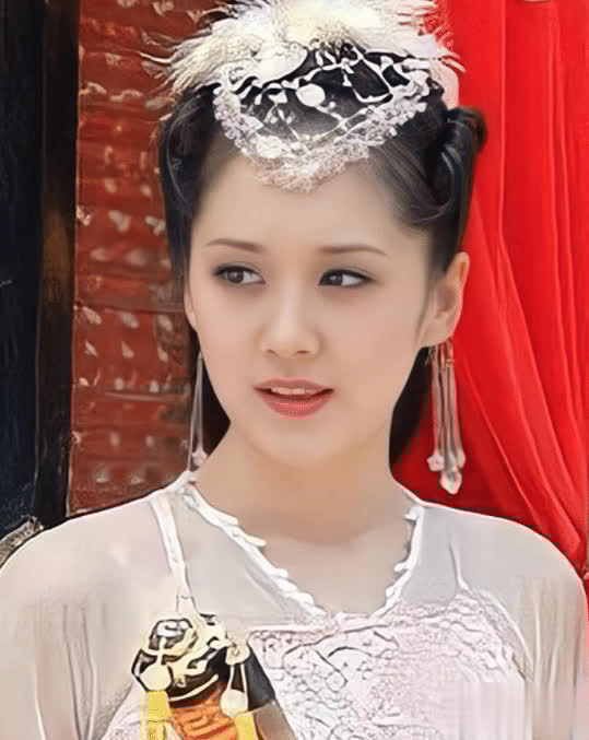 《刁蛮公主》翻拍引争议，男女主颜值翻车网友直呼没必要
