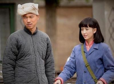 原来她就是冯巩的“女儿”？从不拍吻戏，如今年近40的她仍像18岁