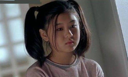 原来她就是冯巩的“女儿”？从不拍吻戏，如今年近40的她仍像18岁