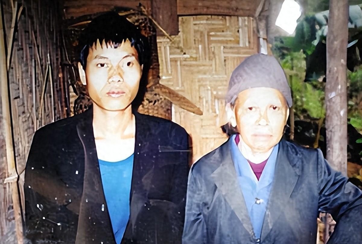 71岁老太嫁24岁男子，16年后在丈夫怀中离世，留下一句话让人泪目