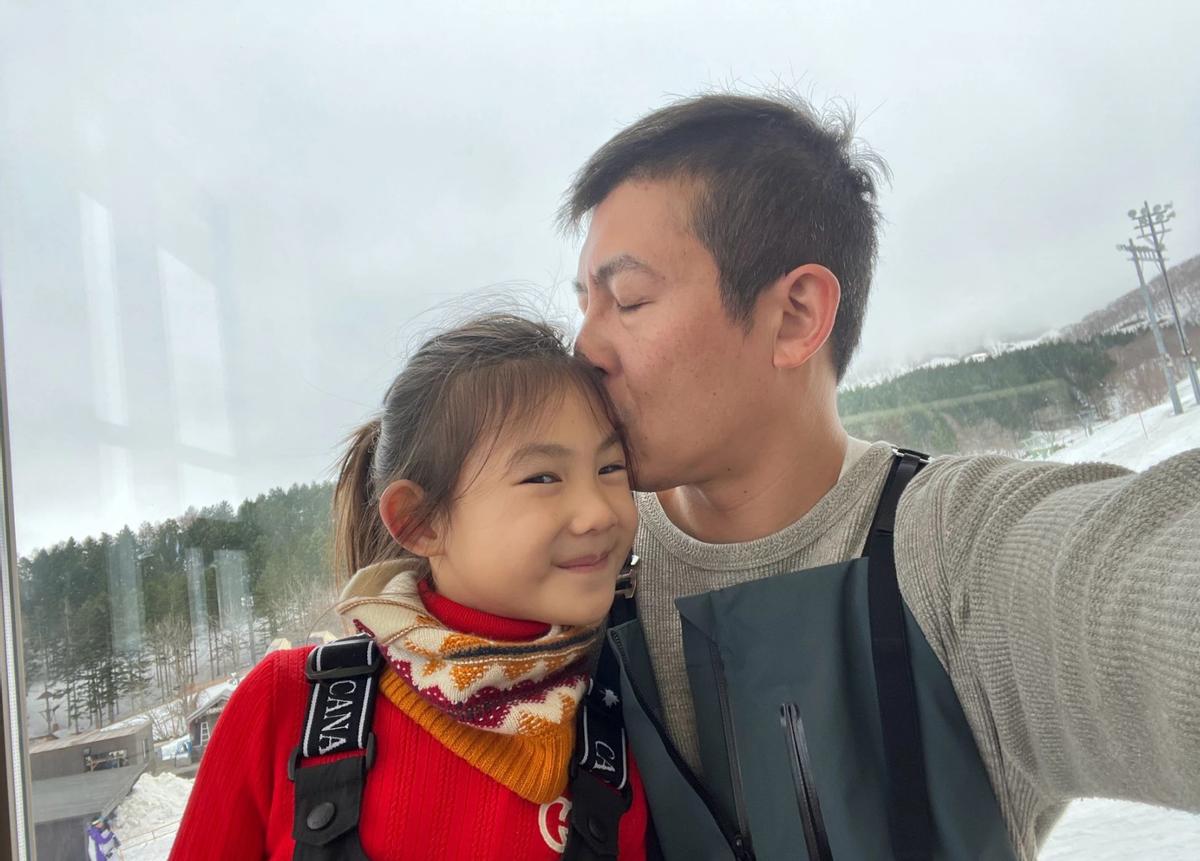 崇洋媚外，毁了张柏芝，“不可一世”的陈冠希，终究是付出了代价