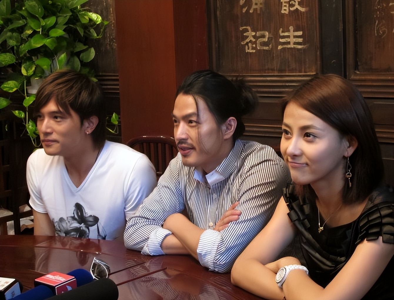 曾迷恋姚笛被拒，如今44岁卷入杀人案，李威退圈后到底经历了什么