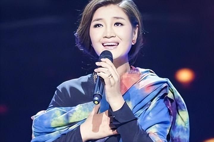 原本是知己好友，后来却对薄公堂，四年过去了，降央卓玛怎么样了
