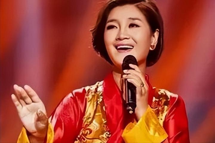 原本是知己好友，后来却对薄公堂，四年过去了，降央卓玛怎么样了