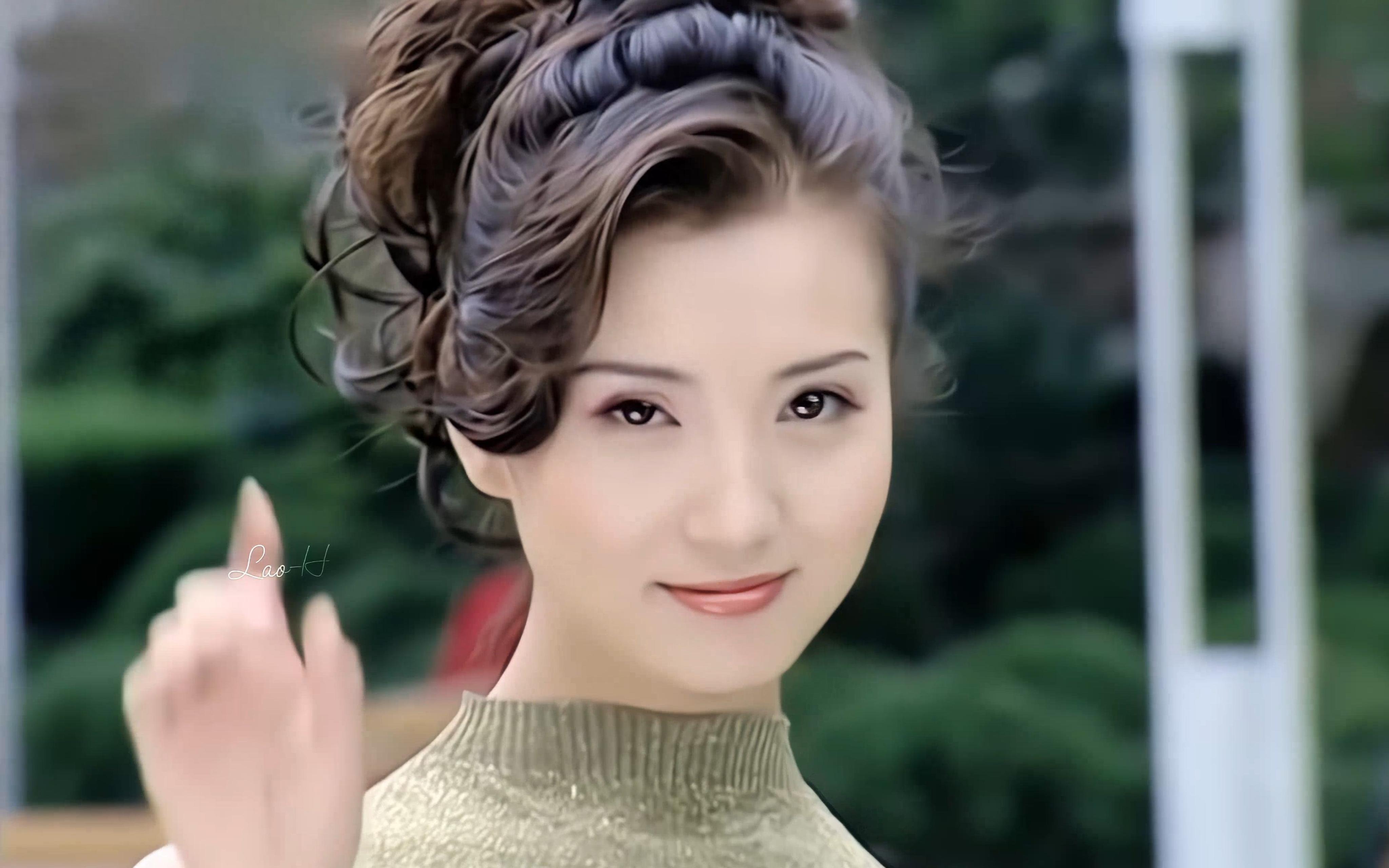 “万人迷”陈好：30岁嫁给二婚刘海峰，婚后连生3胎如今十分幸福