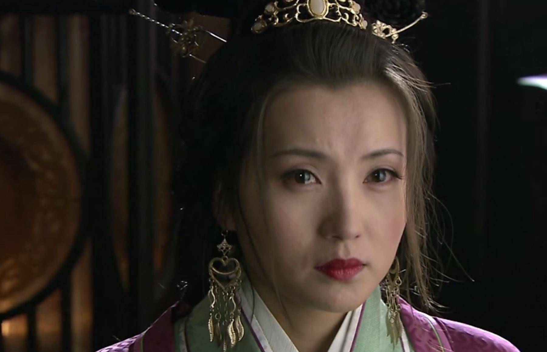 “万人迷”陈好：30岁嫁给二婚刘海峰，婚后连生3胎如今十分幸福